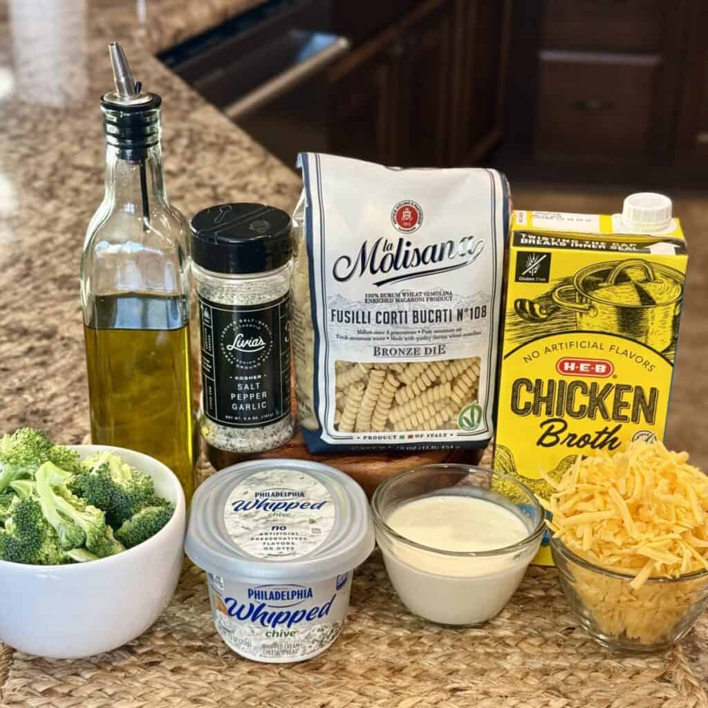 The ingredients to make broccoli pasta bake.