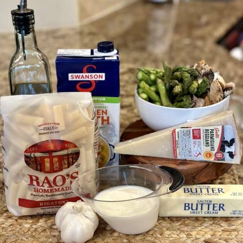 Pasta with Asparagus and Mushrooms - Dinner in 321