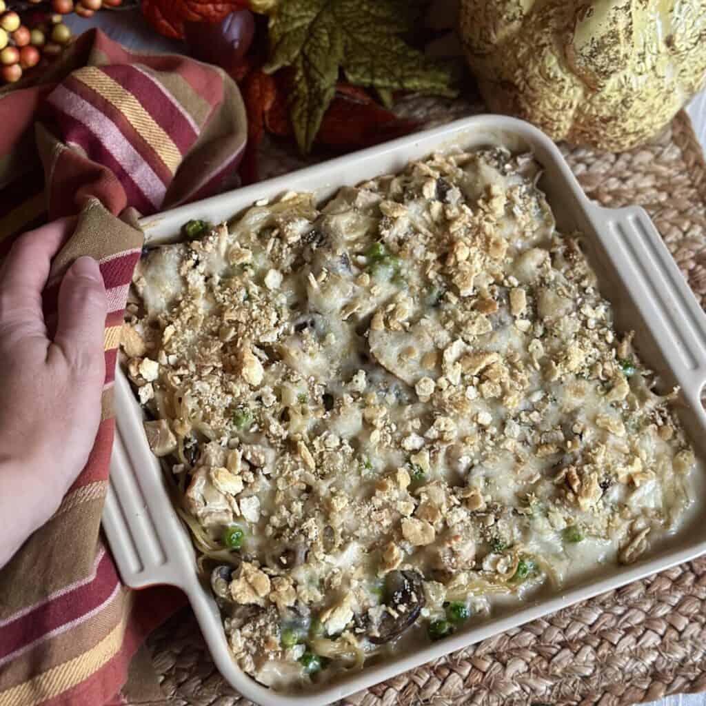 A pan of turkey tetrazzini on a plate.