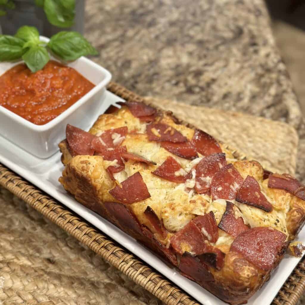 A plate of pizza monkey bread.